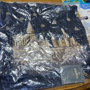 New pottery barn Harry Potter Hogwarts castle pillow cover
